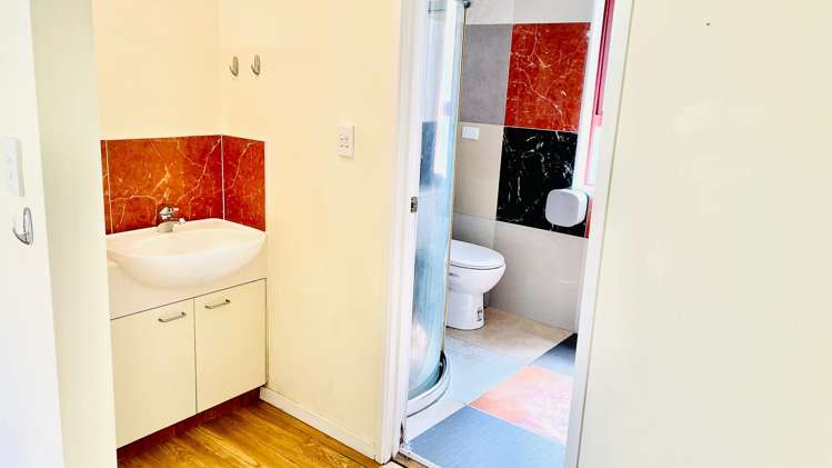 54a Forest Hill Road Henderson_7