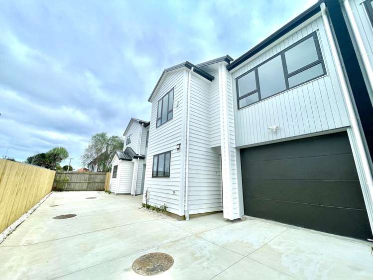 4/15 Holland Avenue_0