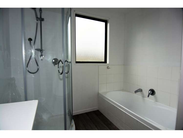 5a Howden Street Waiuku_10