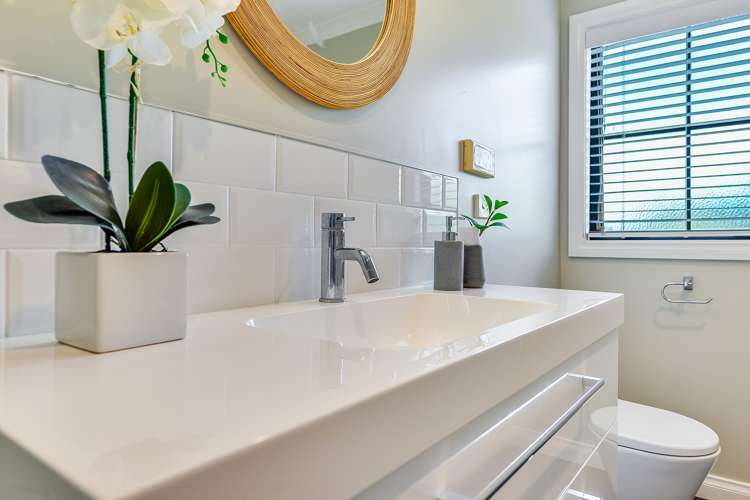 23 Whyte Street Hamilton East_16