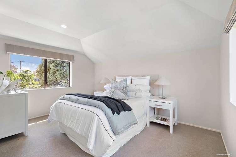 18a Fairholme Avenue Epsom_9