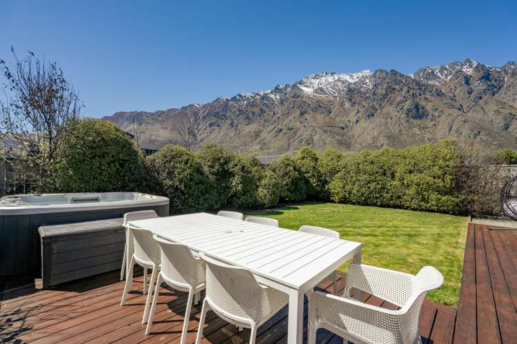 24 Shepherd Road Jacks Point_2