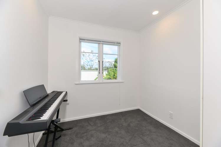 52 Don Buck Road Massey_23