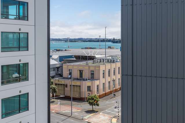 622/8 Dockside Lane Auckland Central_2