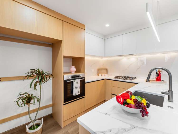 46a & 46b Woodford Avenue Henderson_6