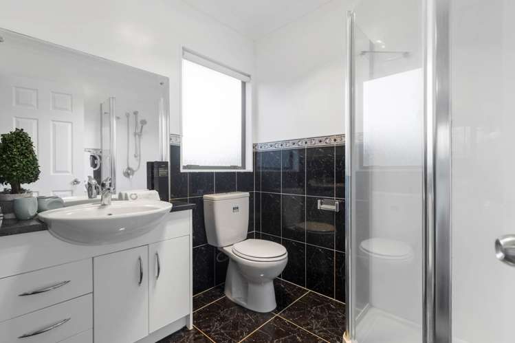 21 Chadlington Avenue Henderson_23