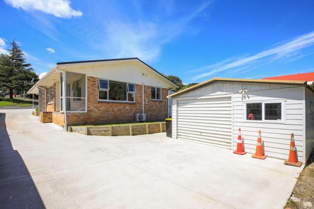 325 & 325A Parawai Road Thames-coromandel_1