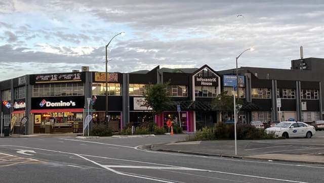 Tidy blank canvas in Central Hutt