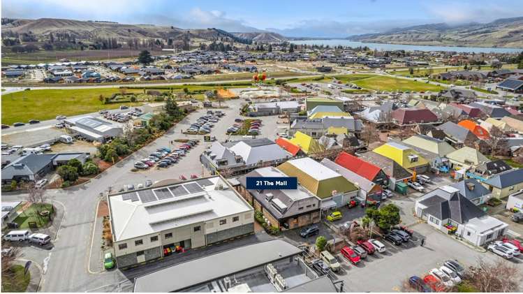 21 The Mall Cromwell_5