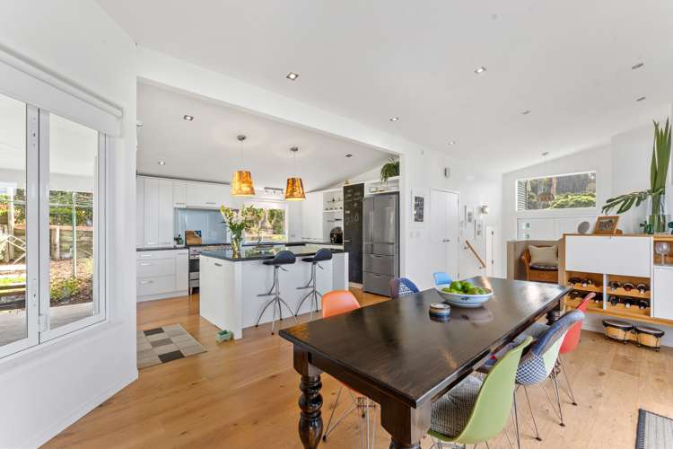 79 Hauraki Road Leigh_14