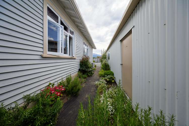 219 Beach Road Kaikoura_60