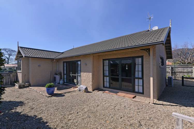 12 Otia Drive Richmond_16