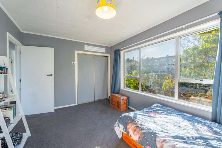 44 Barnes Street Glenwood_15