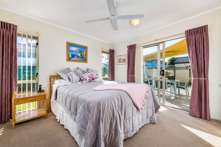 6 Lockington Avenue Henderson_13