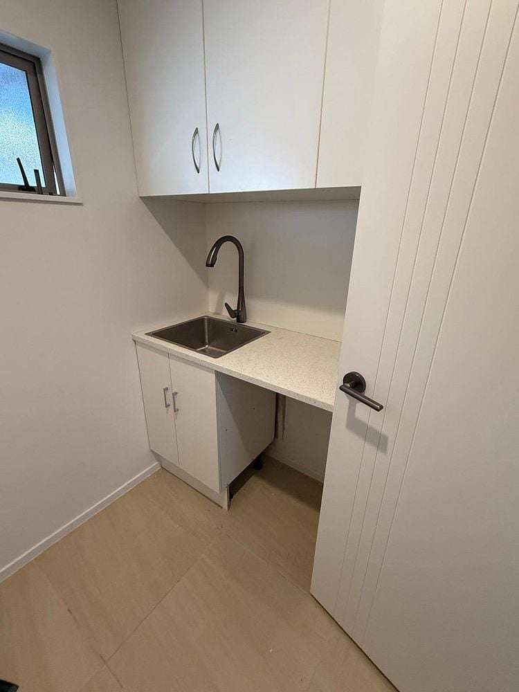 52 Aspiring Avenue Clover Park_10