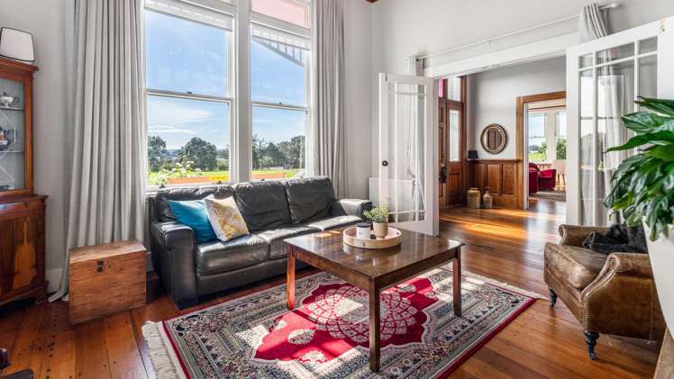 111 Wharf Road Clarks Beach_19