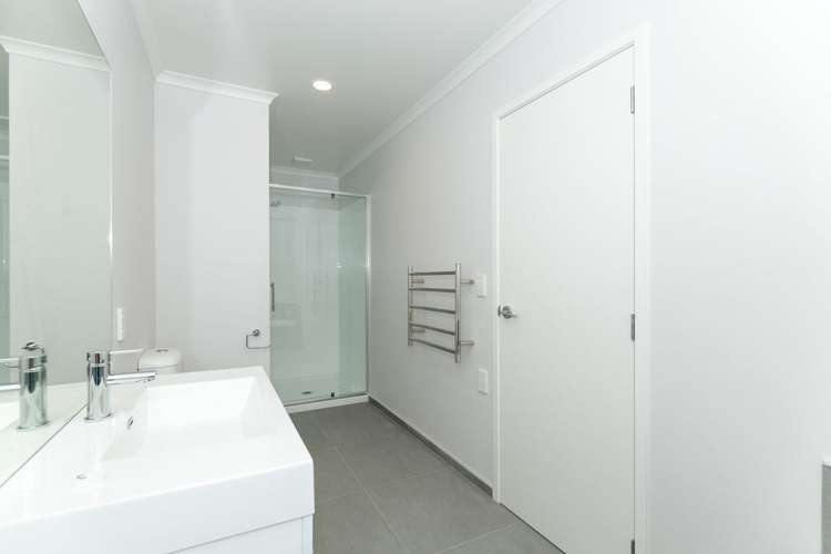 1/1 Hibiscus Avenue Hamilton Lake_11