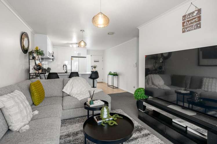 14/12A Tironui Station Road East Takanini_6