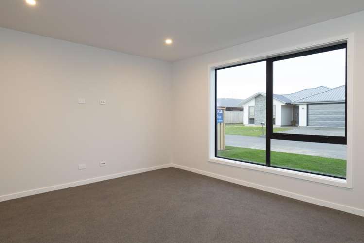 5 Meadow lane Tinwald_7