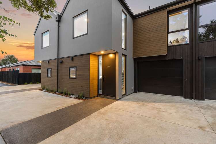 2/25 Alexandra Street_1