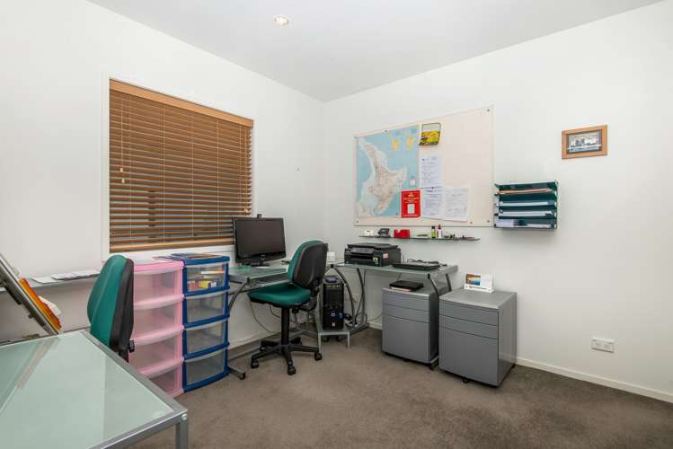 5e/84 Gunner Drive Te Atatu Peninsula_26