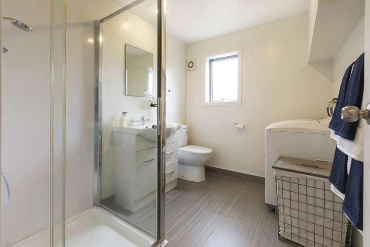 8a Colonial Road Birkenhead_15