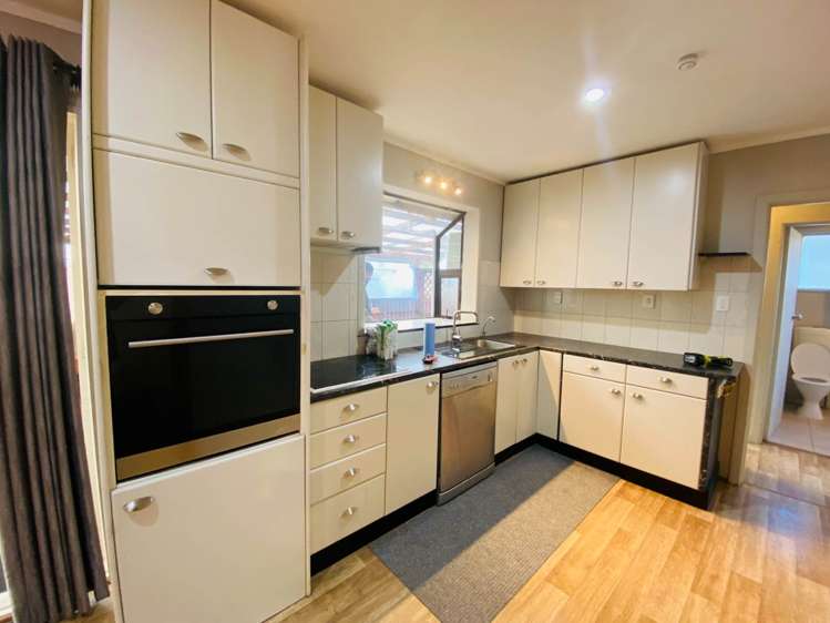 9 Malcolm Place Mangere East_7