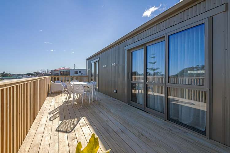 12 Roore Street Foxton Beach_16