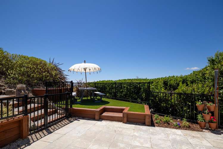 367 Princes Drive Britannia Heights_17