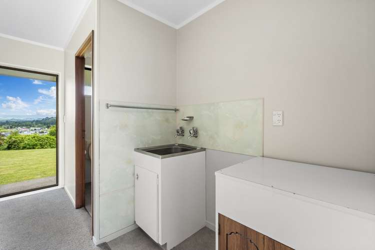 27 House Avenue Taumarunui_12