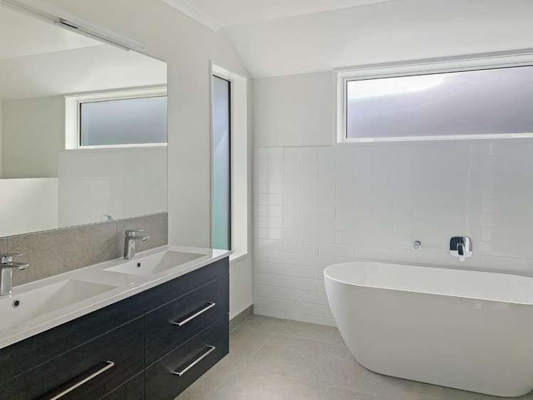 141 Lakehood Drive 500303_4