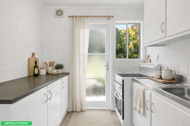 2/33 Grassways Avenue Pakuranga_6