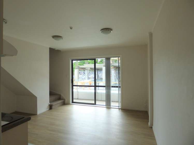 63/146 Fanshawe Street 10015_1