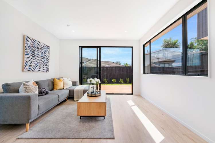 8/90 Picasso Drive West Harbour_7