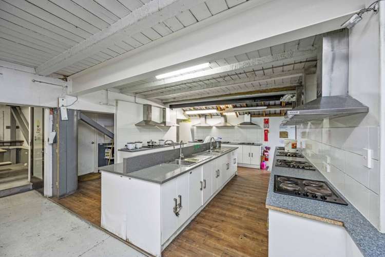 6A Glenside Crescent Eden Terrace_2