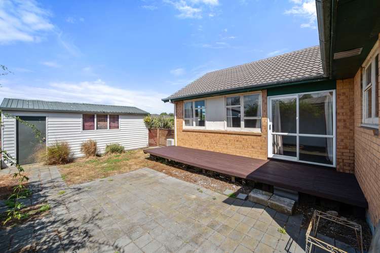 23 James Drive Woodend_19