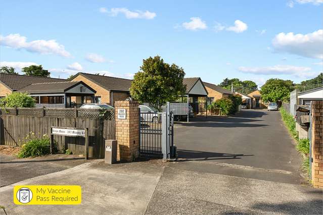 8/202 Massey Road Mangere East_4