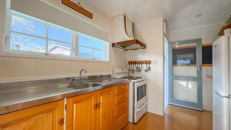 2 Keepa Avenue Paeroa_16