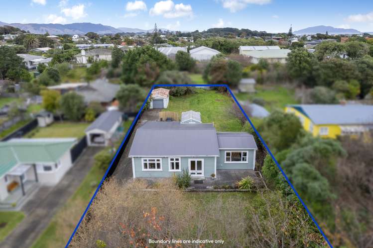 27 Manuka Street Otaki Beach_22