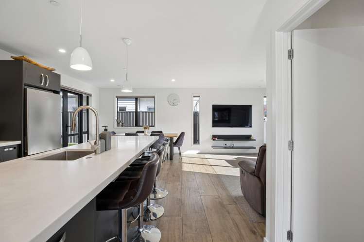 24 Risinghurst Terrace Lower Shotover_6