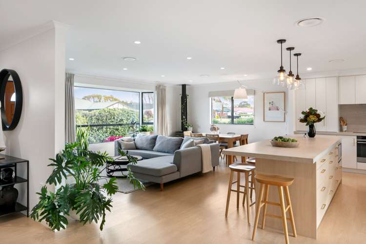 43 Potae Avenue Lytton West_5