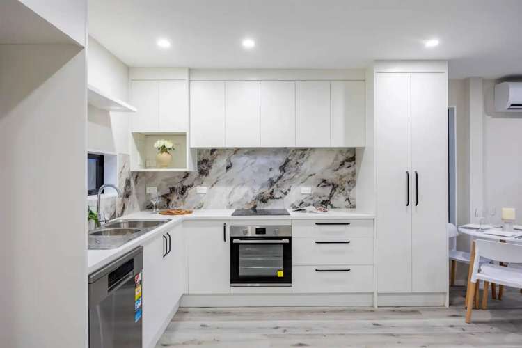 4/6 Vine Street Mangere East_9