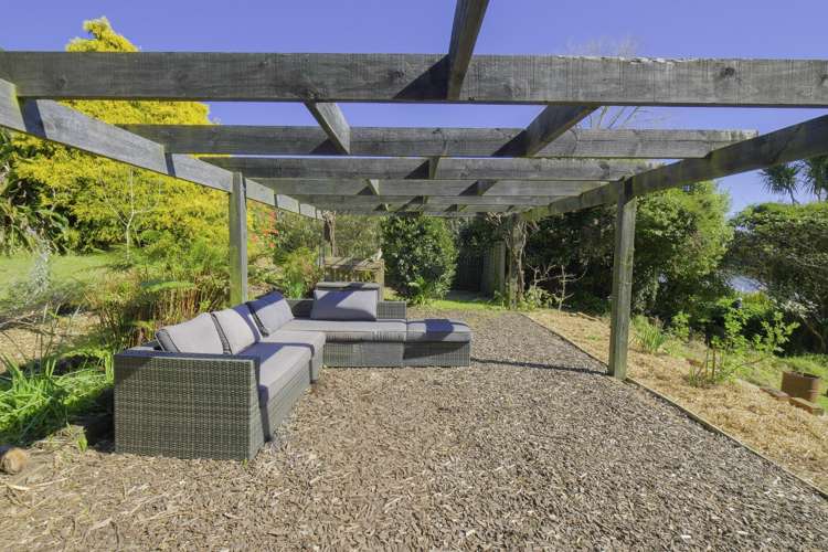 23 Riverbank Road Okoia_13