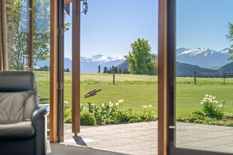 38 Sarginson Lane Wanaka_10