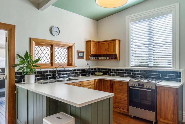 149 Rutene Road Inner Kaiti_9