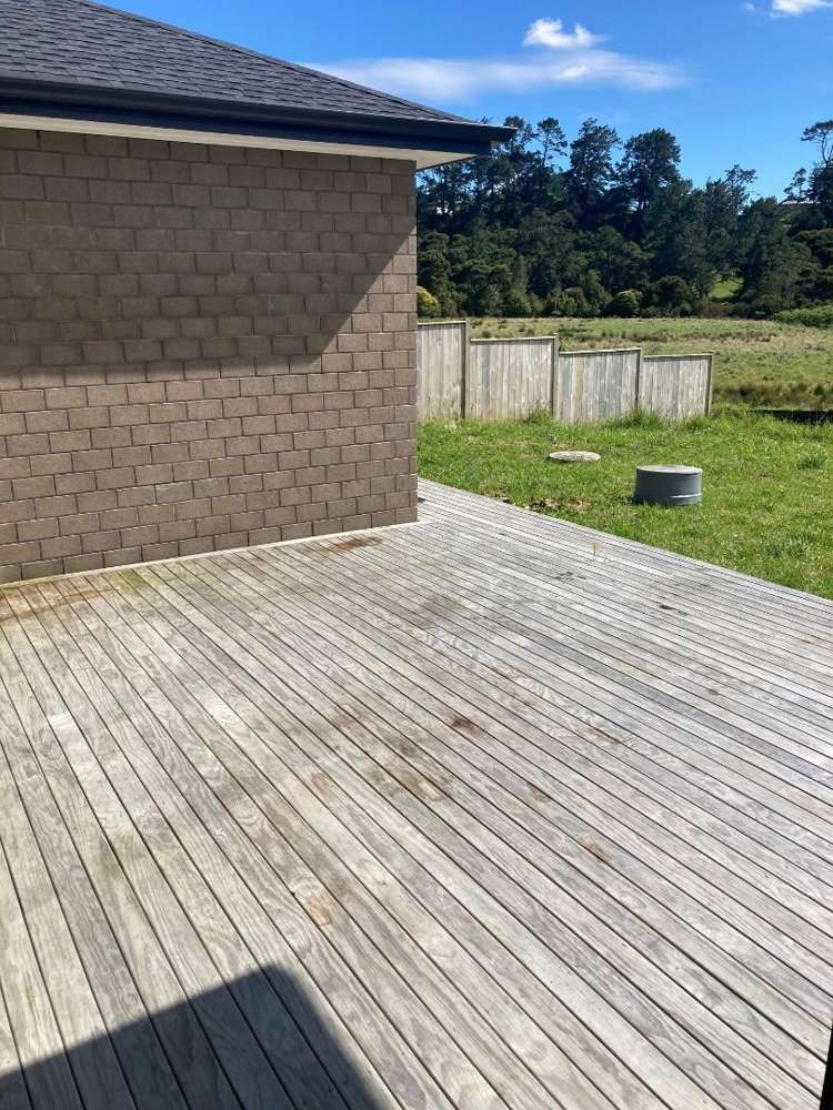 1373 East Coast Road Redvale_5