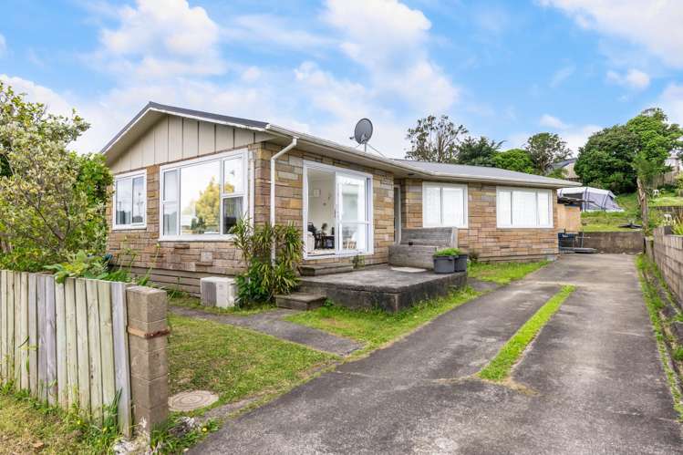 44 Kokiri Crescent Waitangirua_18