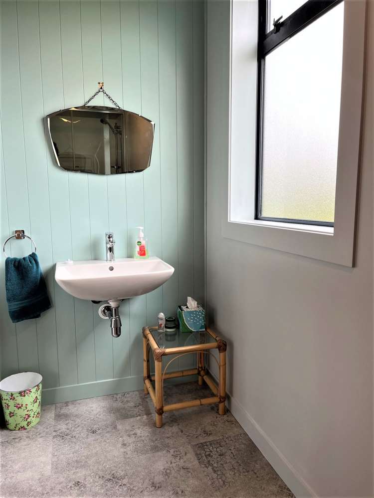 30 Briscoe Street Awakino_10