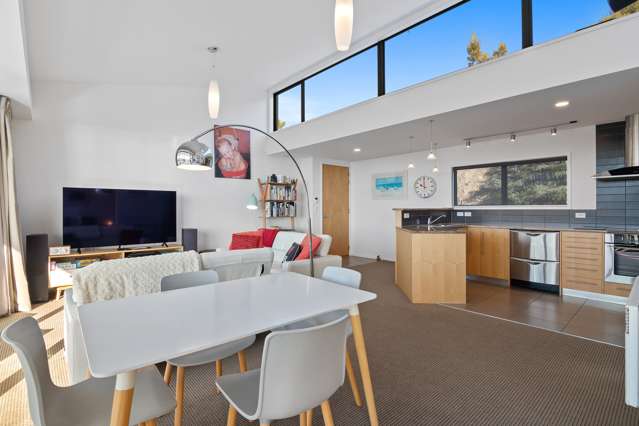 Prime Kaiteriteri Retreat with Lucrative Returns