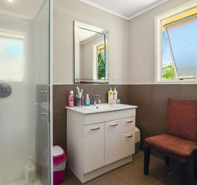 9 Luke Place Fairy Springs_9